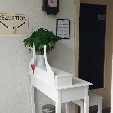 Hotel Belp Bern Airport Free Parking Kültér fotó